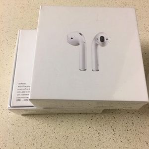 AIRPODS